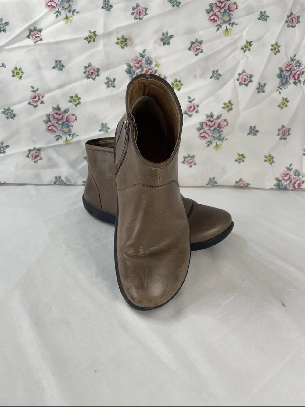 Womens Size: 8/39 Birkenstock Bennington Brown Leather Flats Zip Ankle Bootie